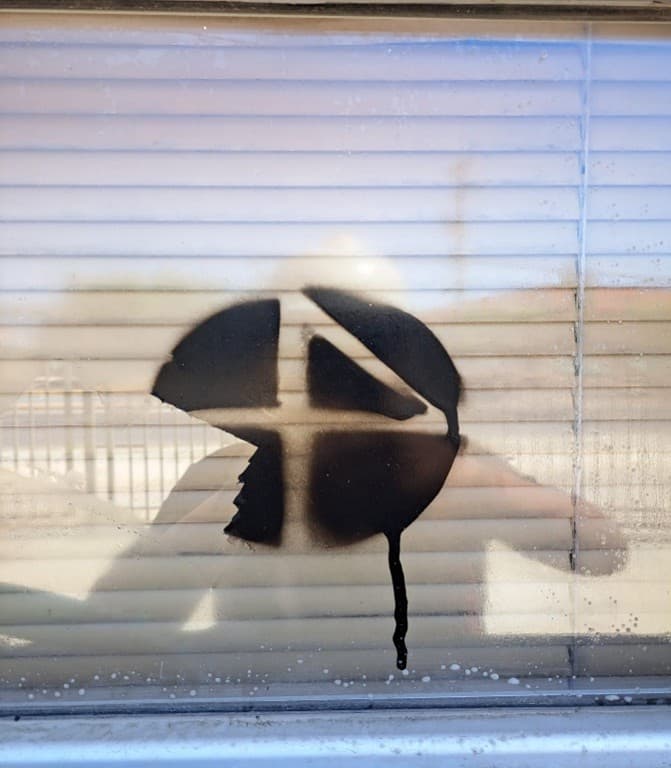 Antes — Eliminación de pintura por Spray y Óleo